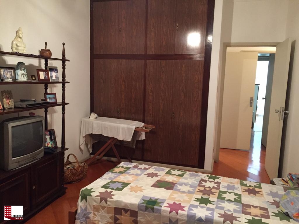 Apartamento à venda com 3 quartos, 174m² - Foto 6