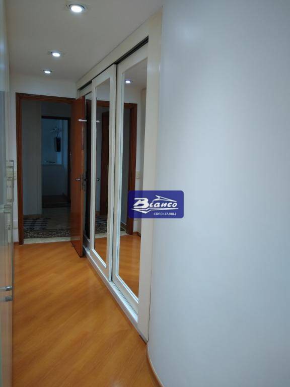 Apartamento à venda com 3 quartos, 144m² - Foto 26