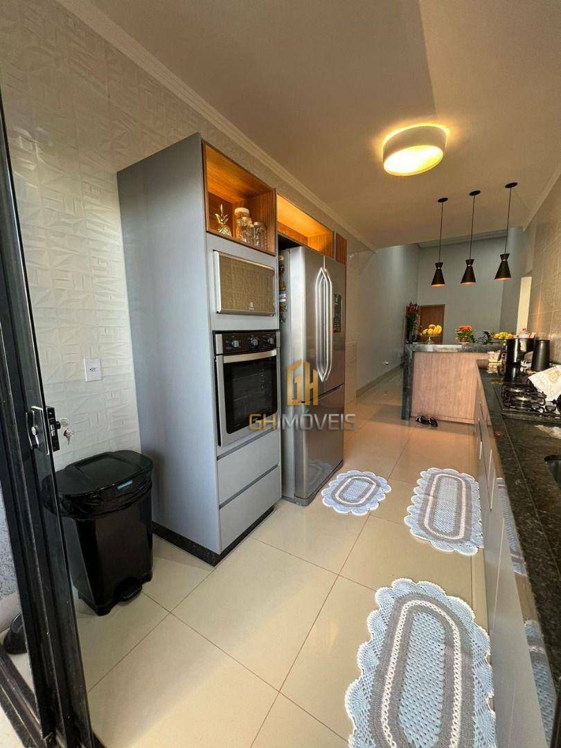 Casa à venda com 3 quartos, 110m² - Foto 11