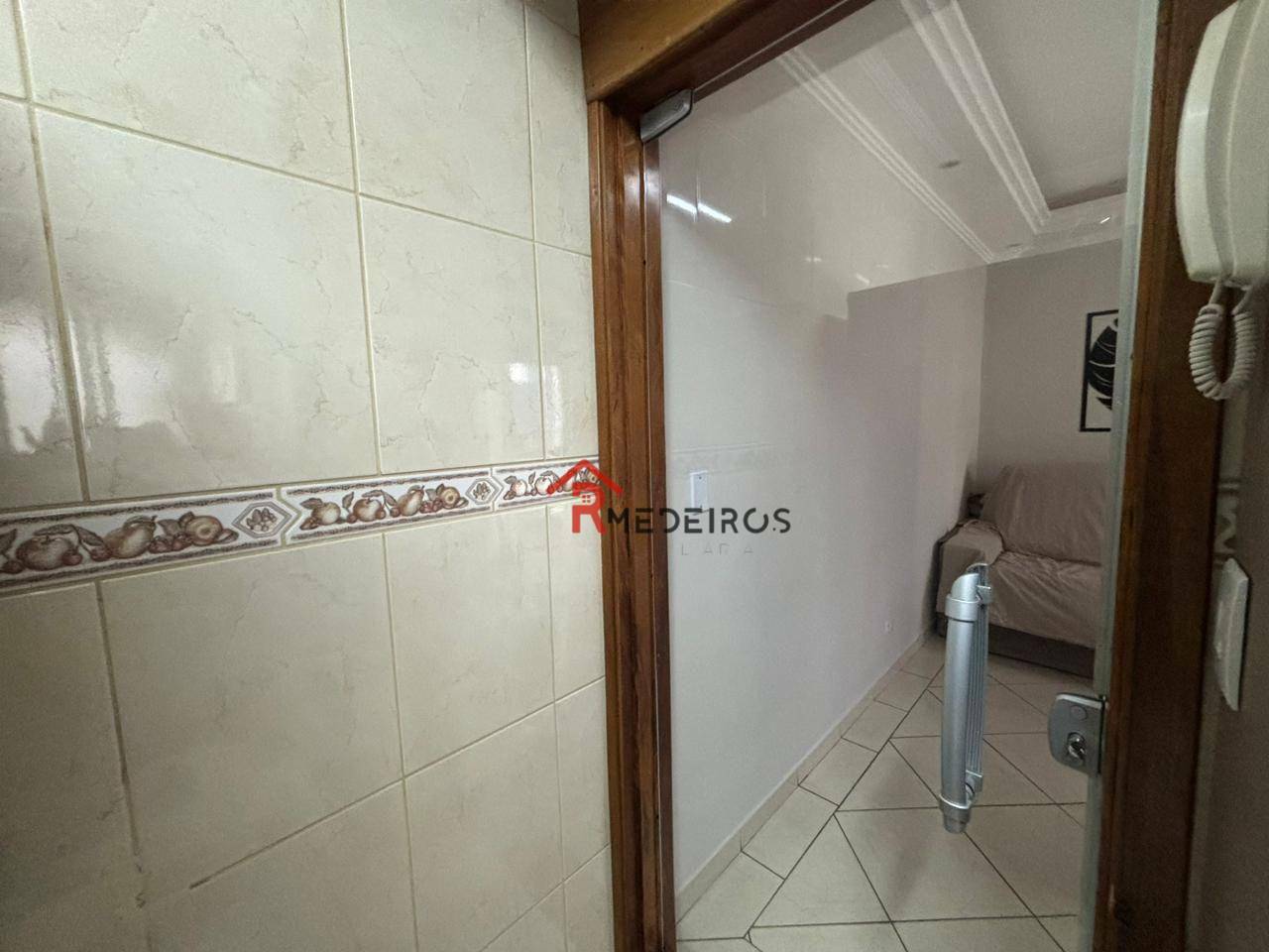 Apartamento à venda com 2 quartos, 60m² - Foto 3