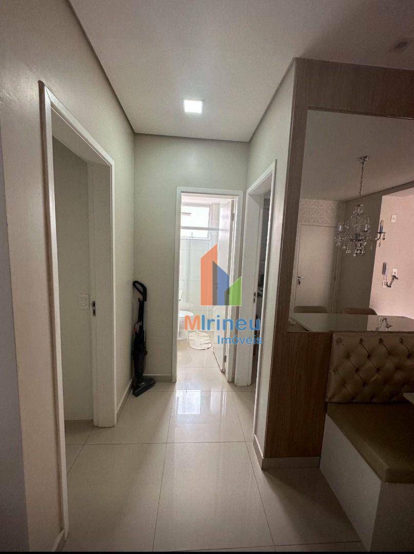 Apartamento para alugar com 2 quartos, 58m² - Foto 4