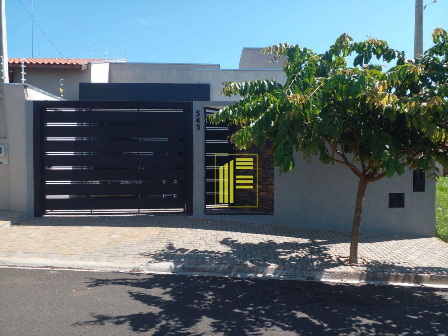 Casa à venda e aluguel com 2 quartos, 120m² - Foto 1