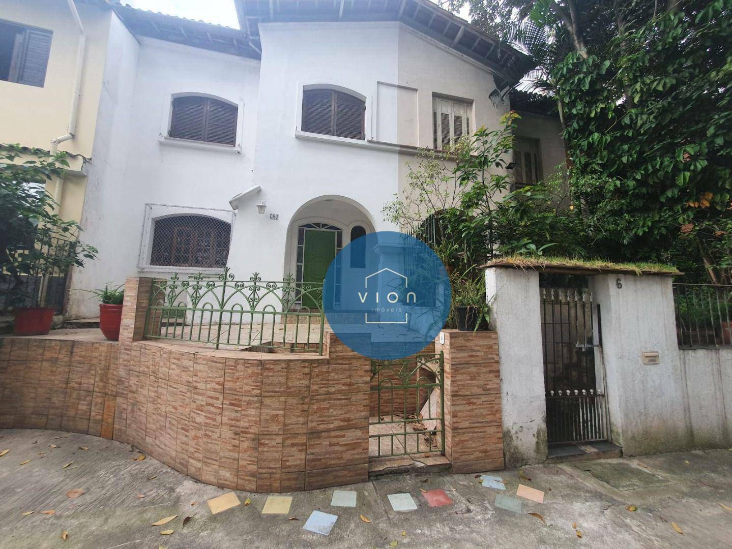 Casa à venda com 4 quartos, 180m² - Foto 1