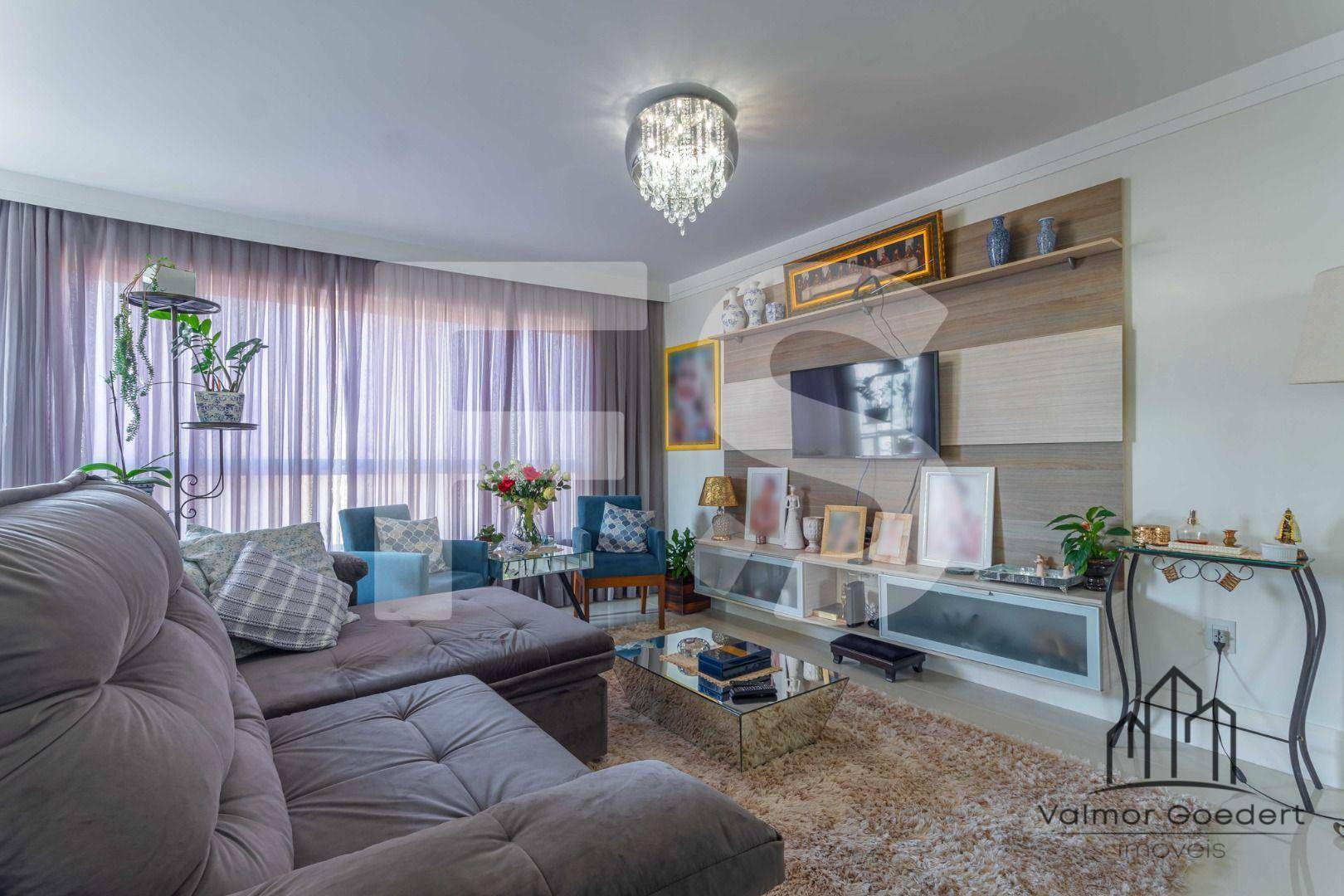 Apartamento à venda com 3 quartos, 127m² - Foto 1