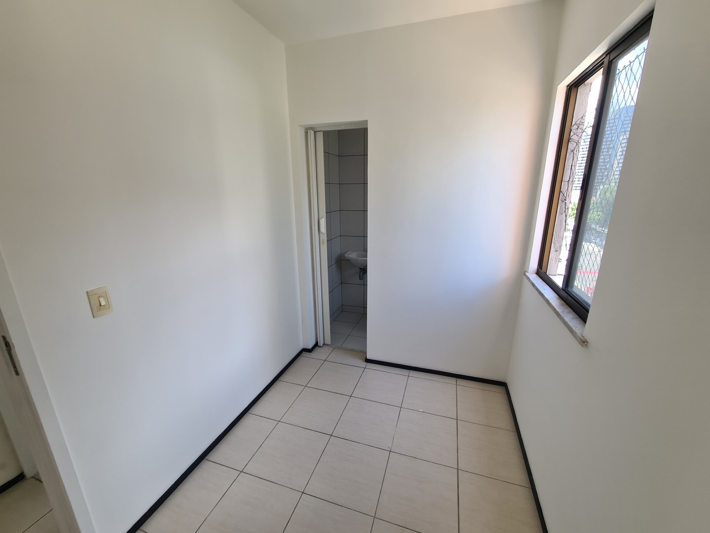 Apartamento para alugar com 2 quartos, 83m² - Foto 6