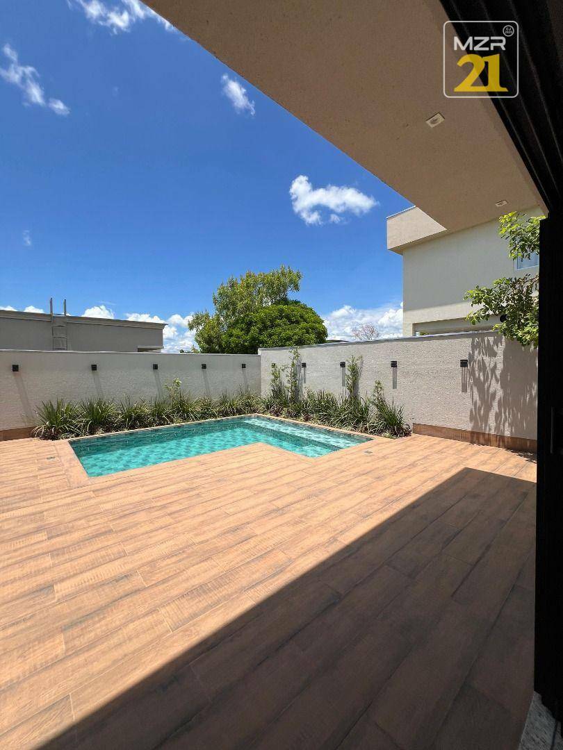 Casa de Condomínio à venda com 4 quartos, 239m² - Foto 19