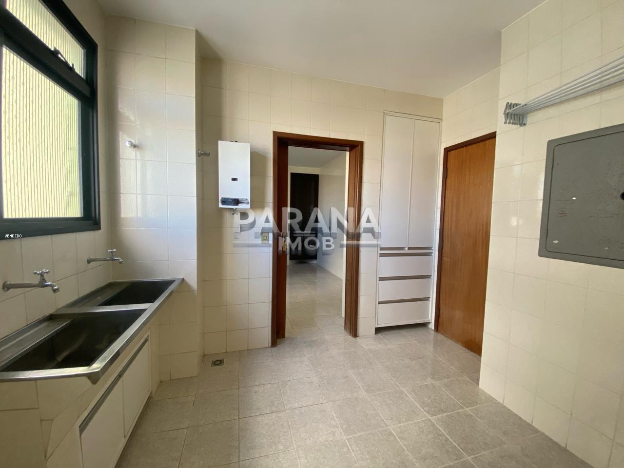 Apartamento à venda com 3 quartos, 124m² - Foto 19