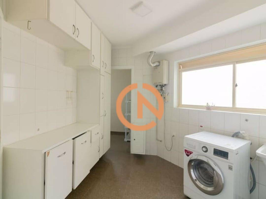 Apartamento para alugar com 3 quartos, 165m² - Foto 10