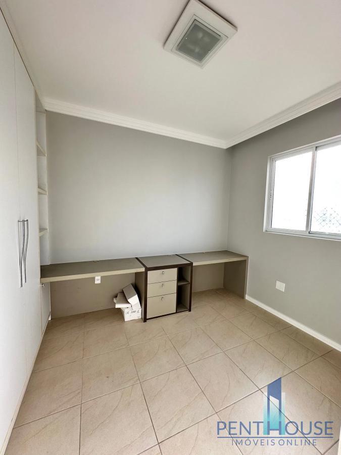 Apartamento à venda com 2 quartos, 110m² - Foto 7