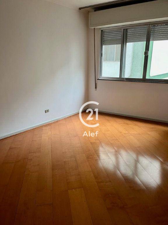 Apartamento à venda com 3 quartos, 174m² - Foto 9