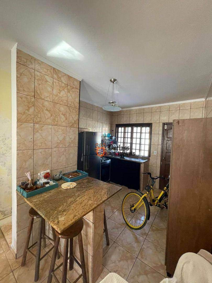 Sobrado à venda com 3 quartos, 178m² - Foto 6