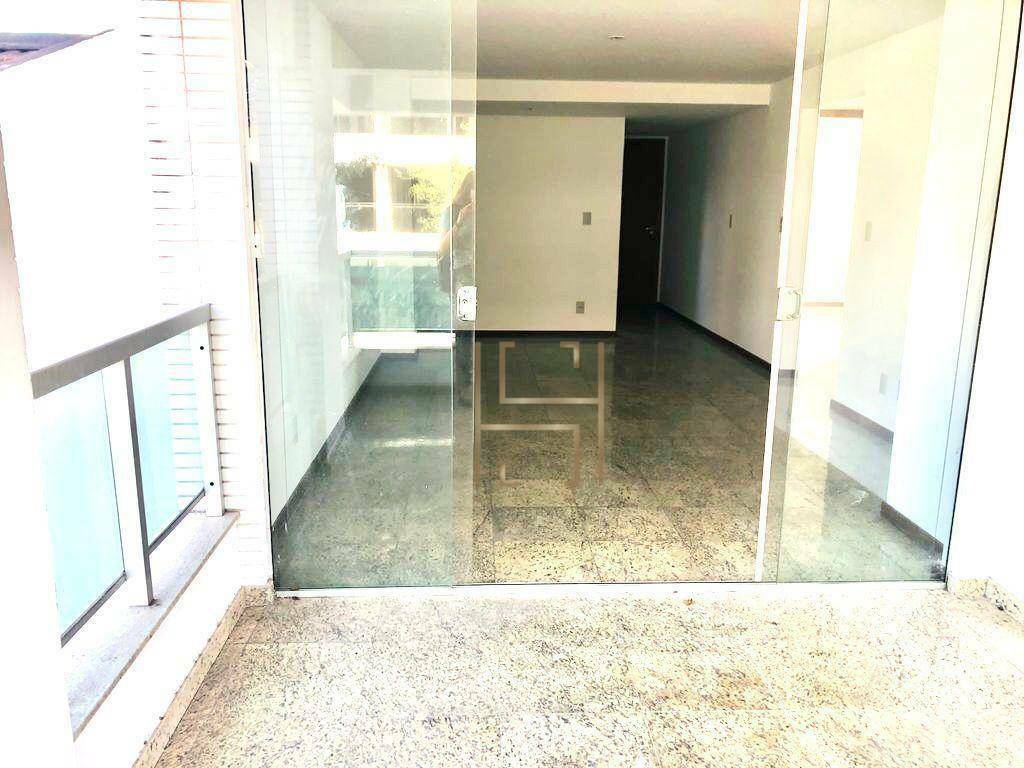 Apartamento à venda com 3 quartos, 95m² - Foto 17