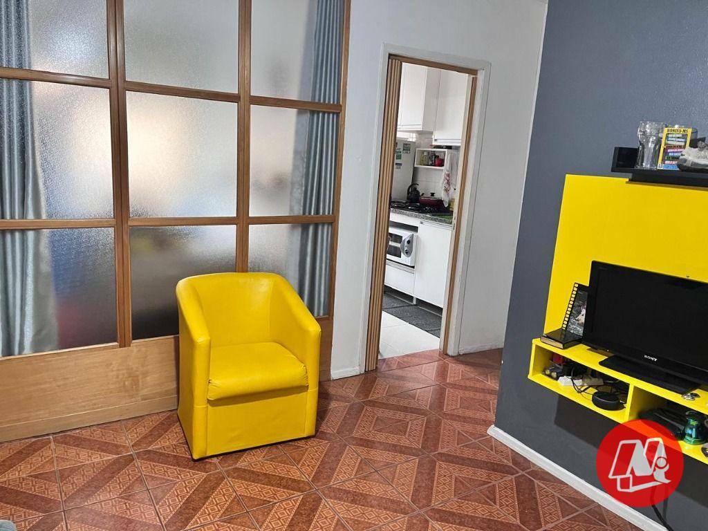 Apartamento à venda com 1 quarto, 40m² - Foto 2