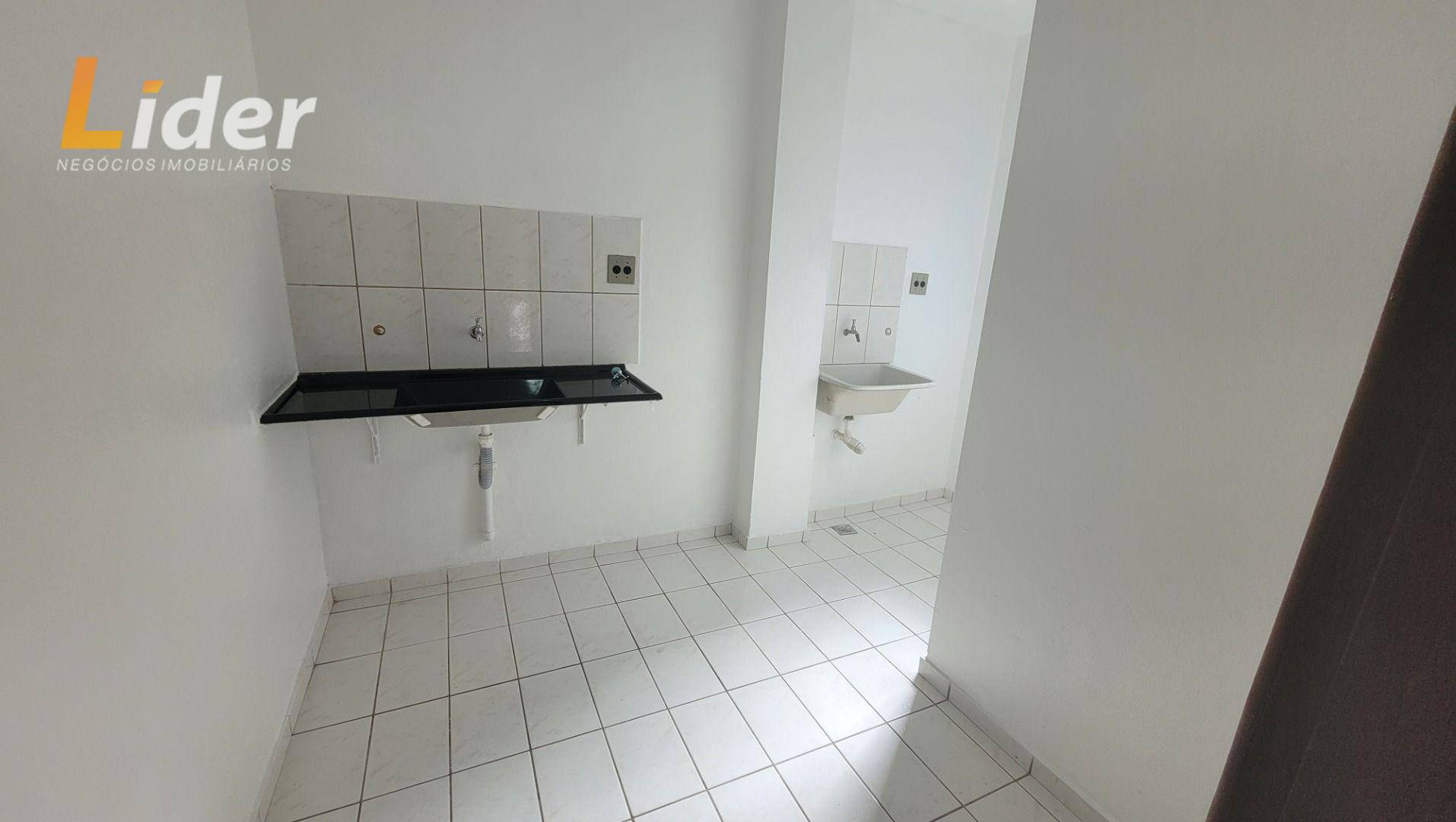 Apartamento para alugar com 2 quartos, 47m² - Foto 9