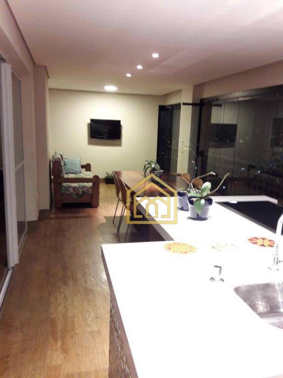 Apartamento à venda com 3 quartos, 244m² - Foto 17