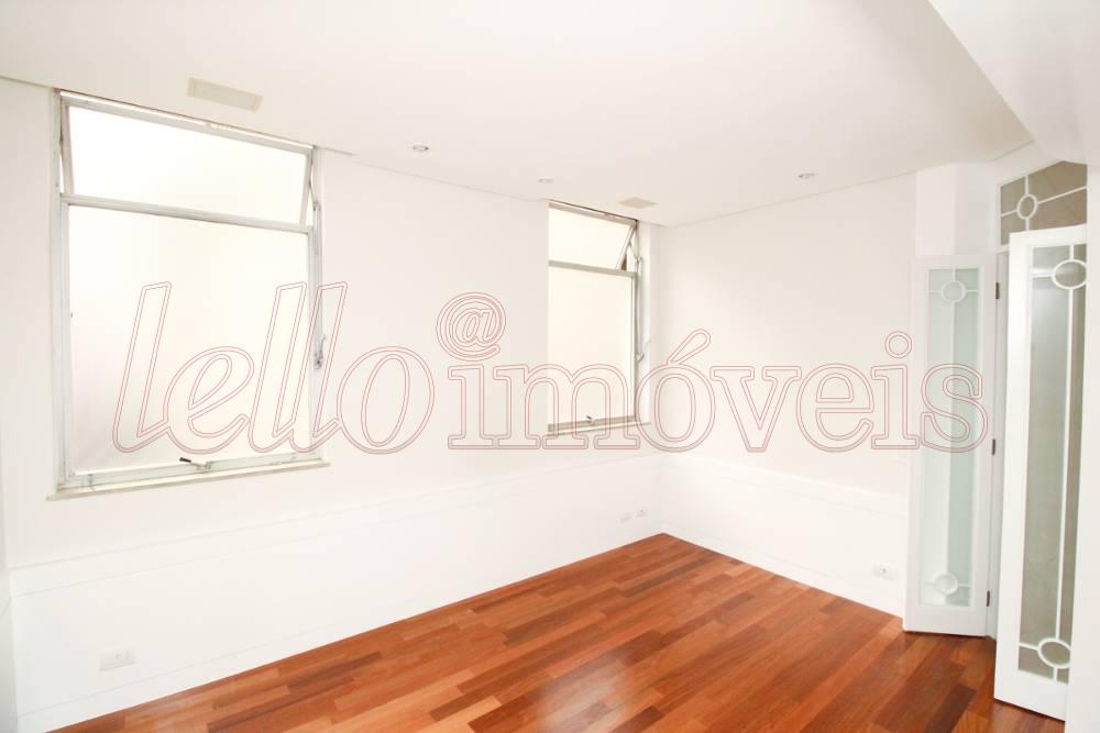 Apartamento para alugar com 4 quartos, 307m² - Foto 16