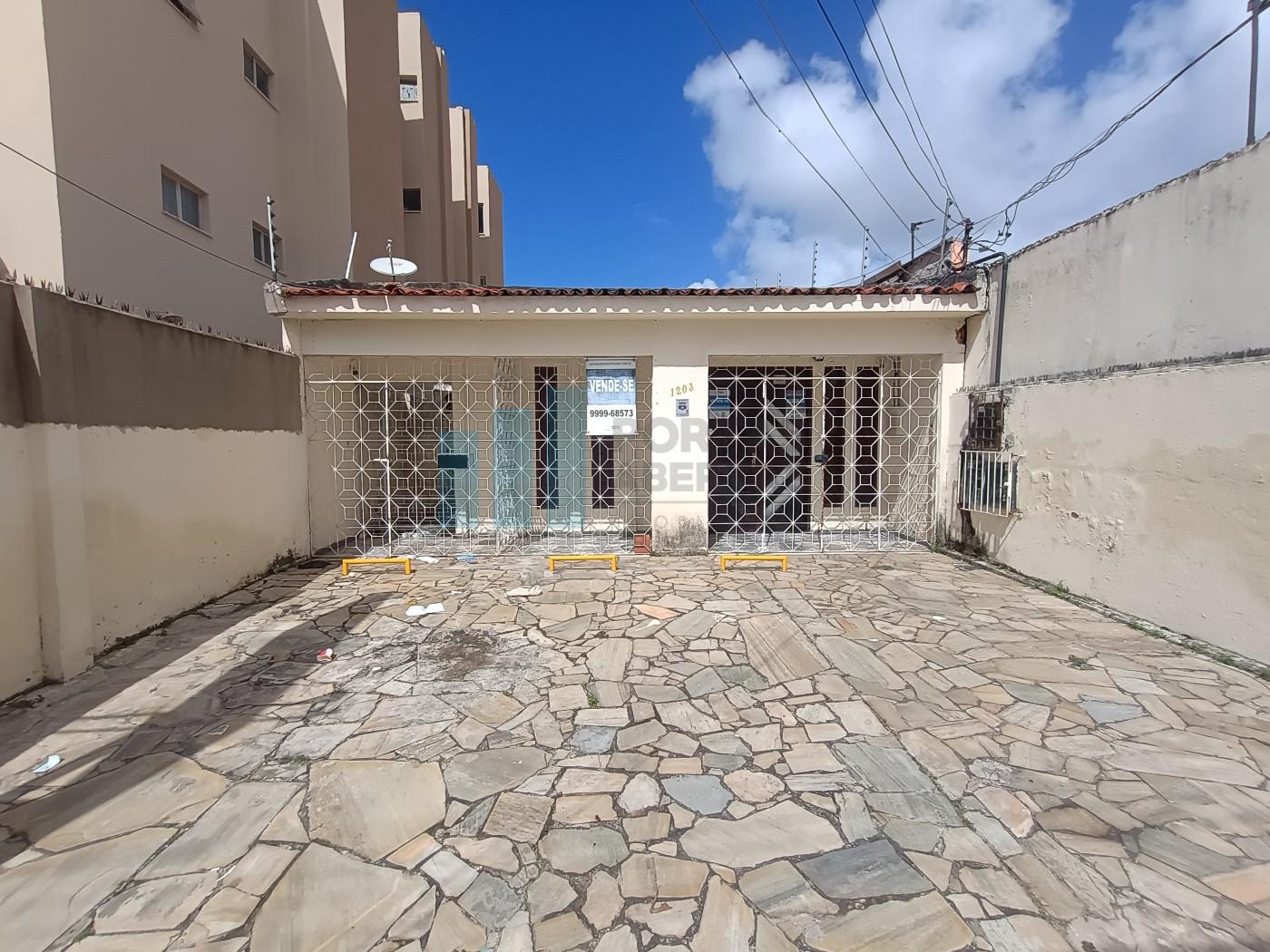 Casa, 6 quartos, 247 m² - Foto 1