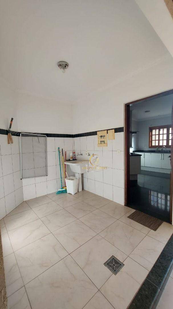 Sobrado à venda com 3 quartos, 251m² - Foto 7