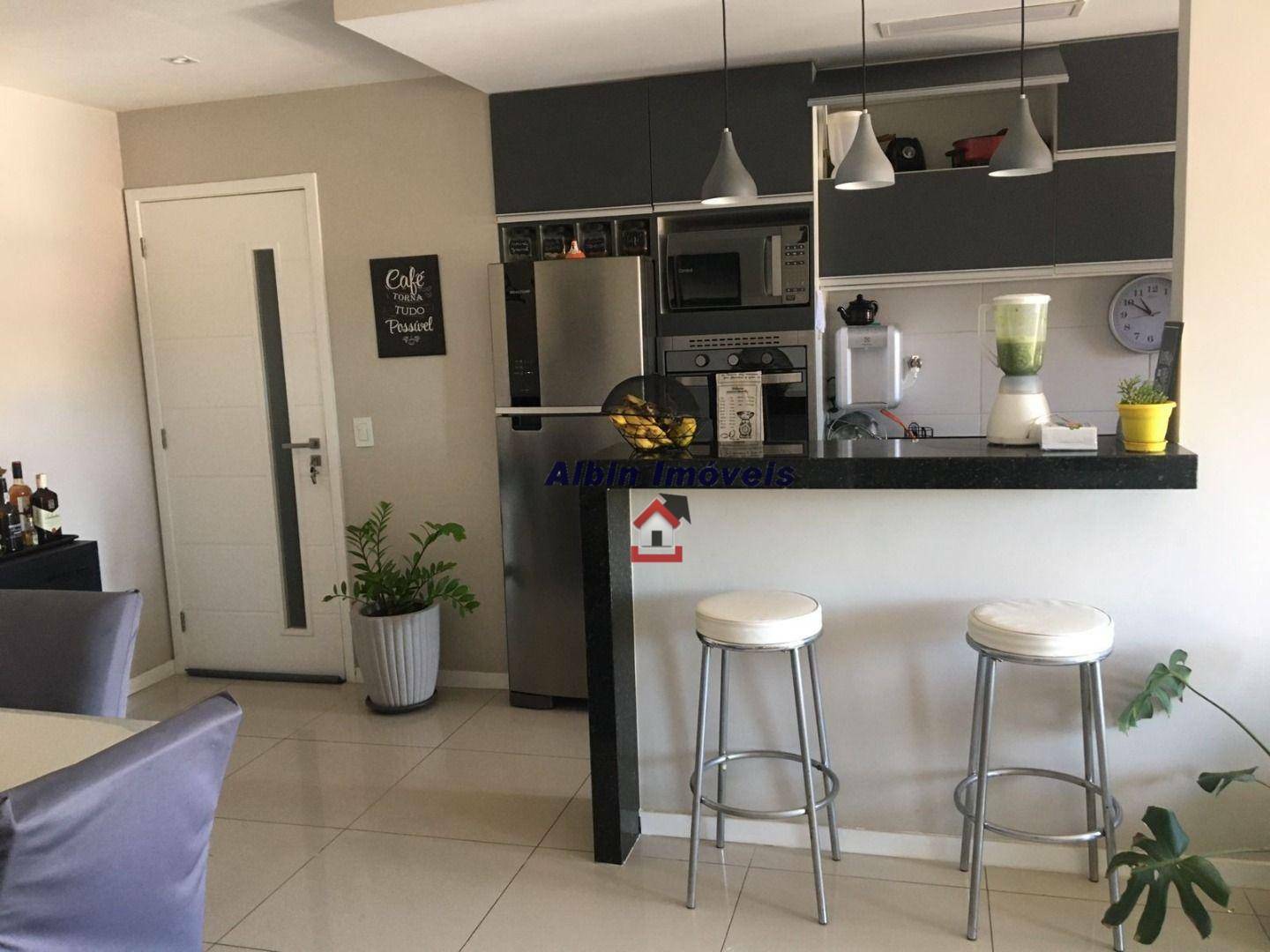 Apartamento à venda com 2 quartos, 90m² - Foto 2