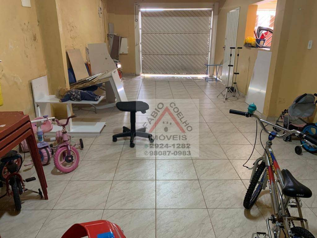 Sobrado à venda com 3 quartos, 200m² - Foto 19