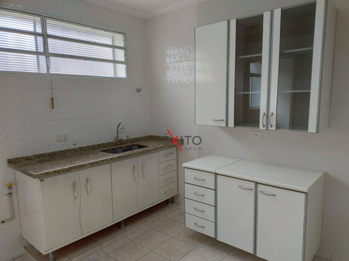 Apartamento à venda com 3 quartos, 83m² - Foto 3