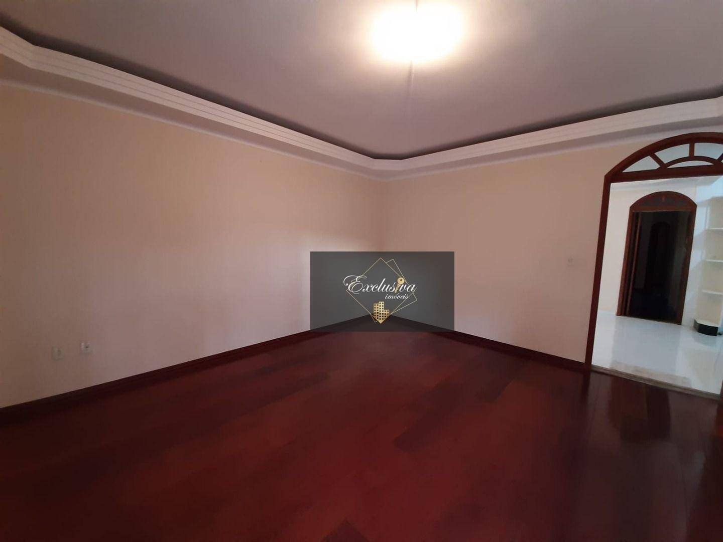 Casa, 3 quartos, 244 m² - Foto 2