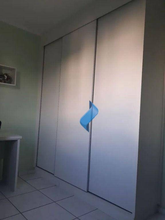 Apartamento à venda com 2 quartos, 62m² - Foto 9