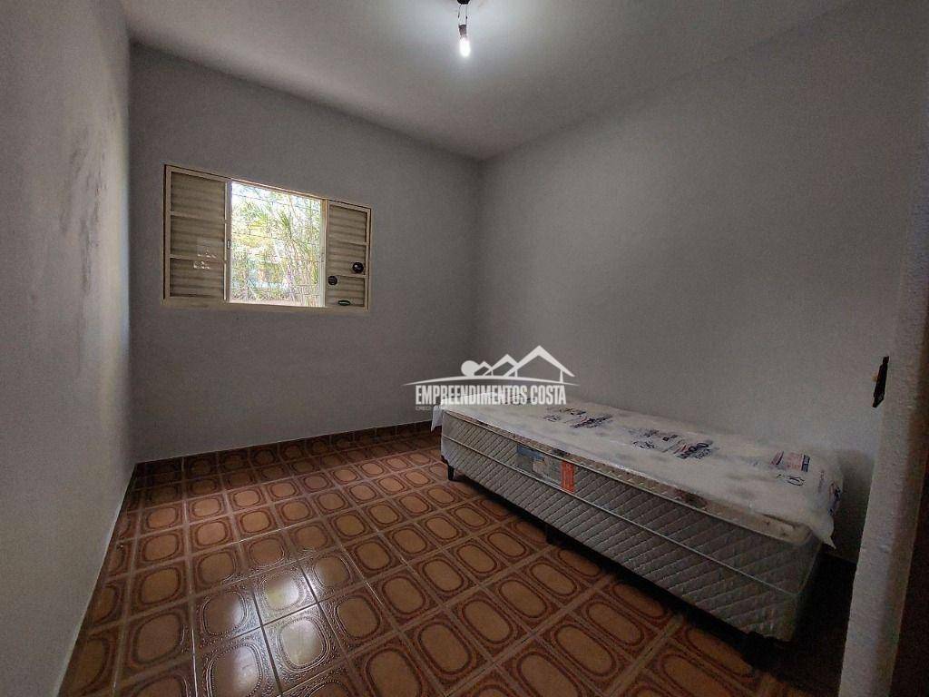 Casa de Condomínio à venda com 3 quartos, 236m² - Foto 11