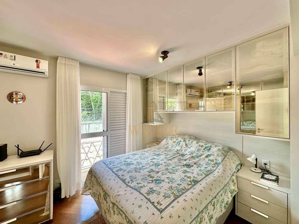 Casa de Condomínio à venda com 3 quartos, 210m² - Foto 30