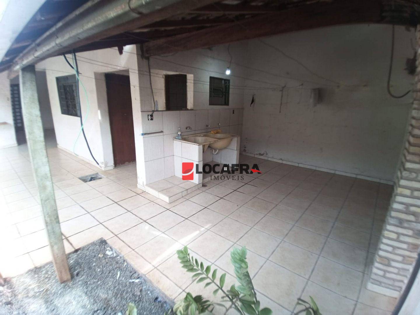 Casa à venda com 3 quartos, 260m² - Foto 11