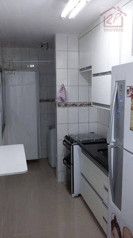 Apartamento à venda com 3 quartos, 65m² - Foto 1