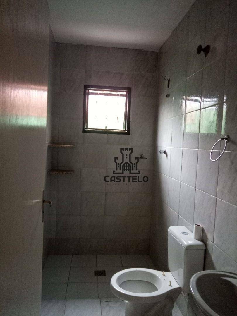 Casa à venda com 3 quartos, 70m² - Foto 24