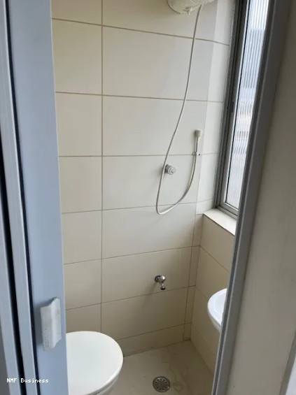 Apartamento para alugar com 3 quartos, 105m² - Foto 17