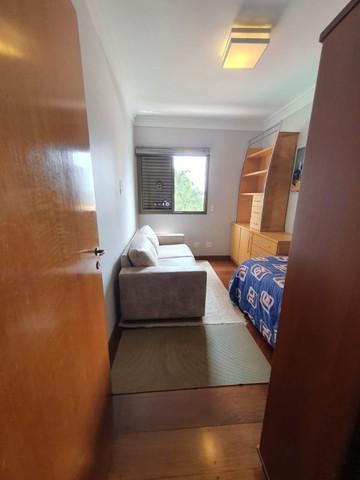 Apartamento à venda com 3 quartos, 117m² - Foto 4