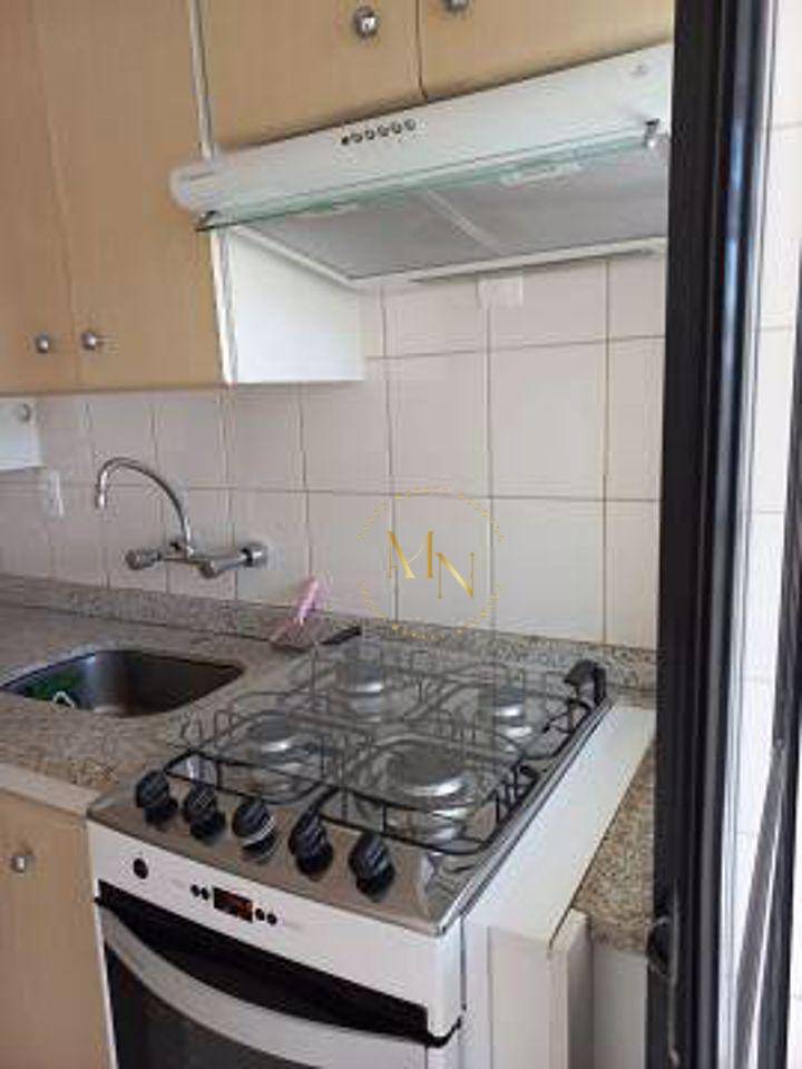 Apartamento à venda com 2 quartos, 70m² - Foto 14