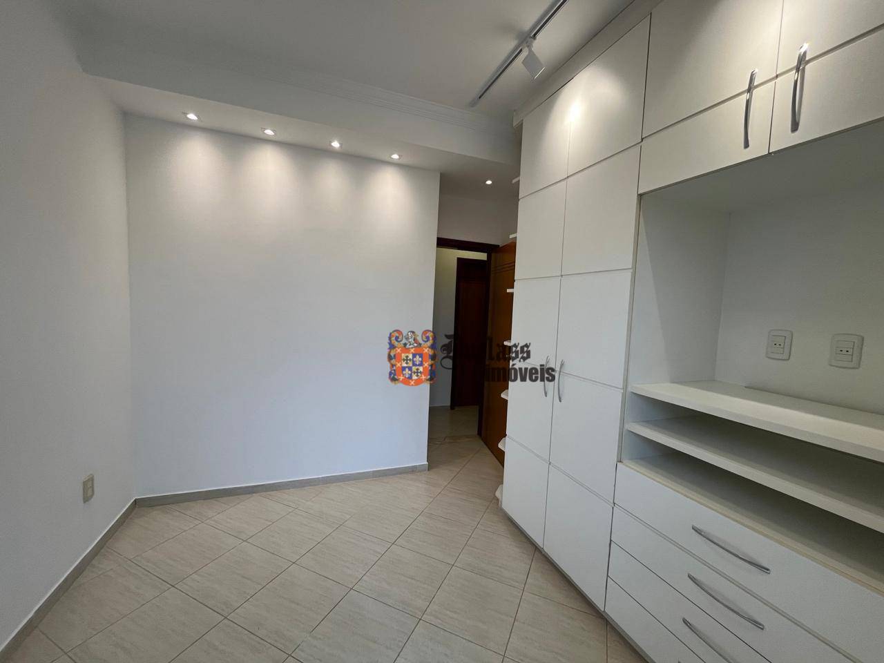 Sobrado à venda com 3 quartos, 180m² - Foto 66