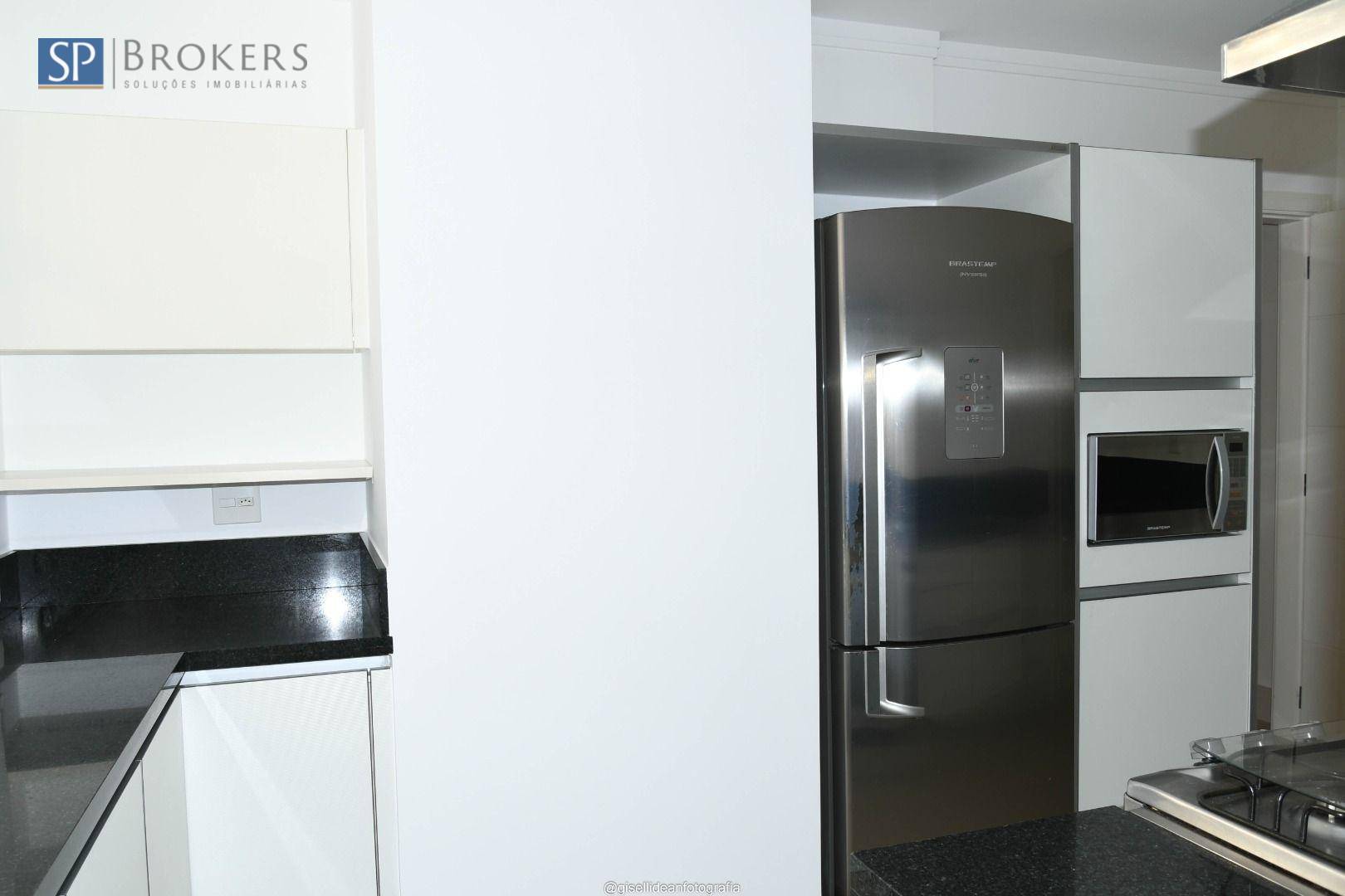 Apartamento à venda com 4 quartos, 247m² - Foto 10