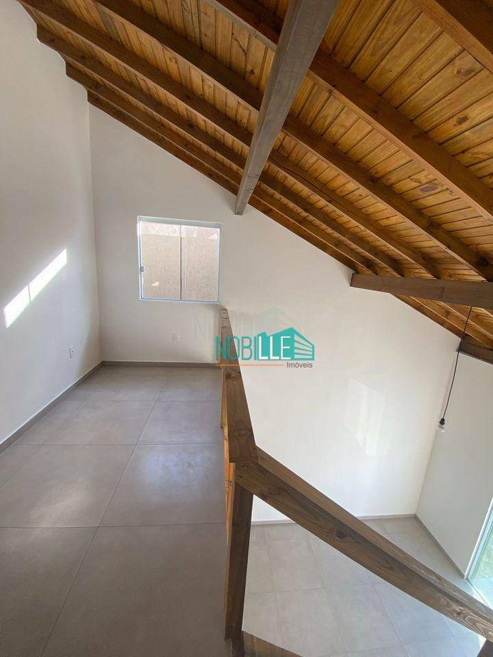 Casa à venda com 3 quartos, 96m² - Foto 14