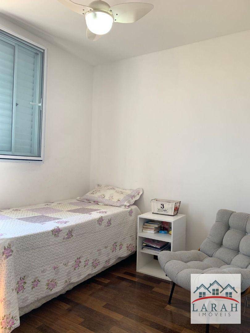 Apartamento à venda com 3 quartos, 72m² - Foto 11