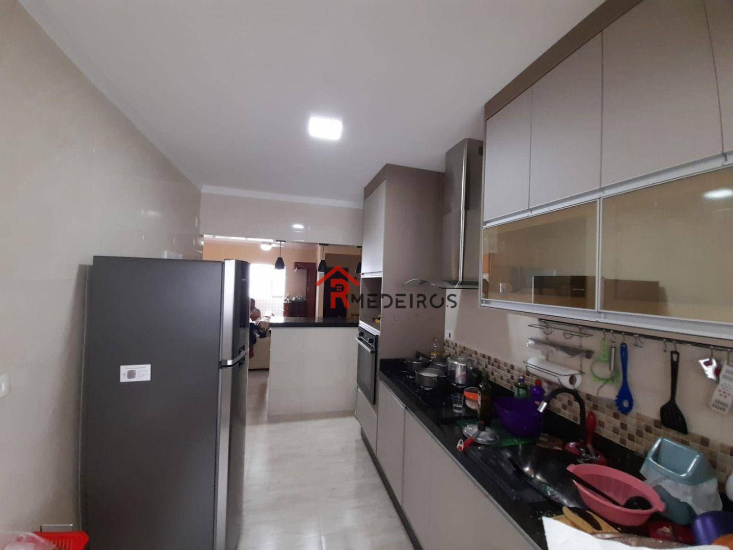 Apartamento à venda com 3 quartos, 100m² - Foto 4