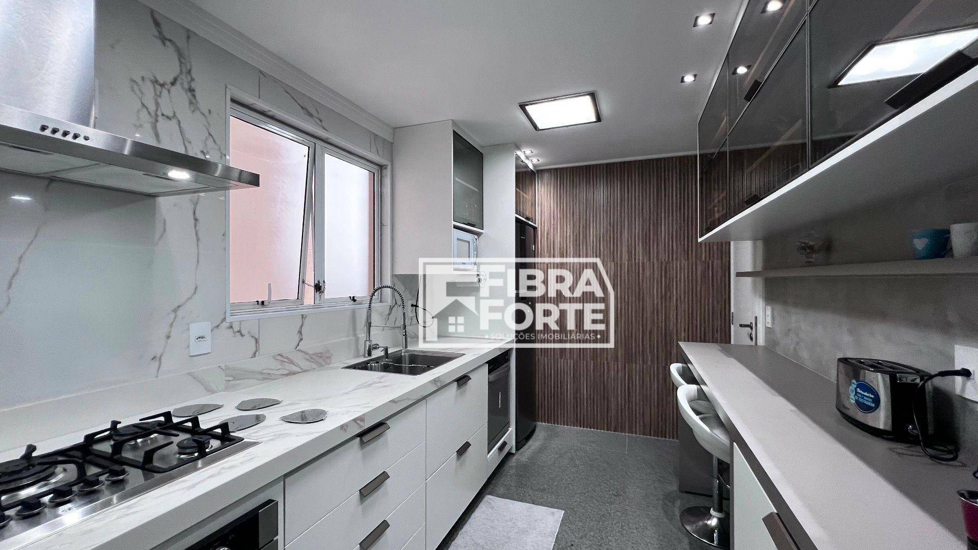 Apartamento à venda com 3 quartos, 143m² - Foto 29