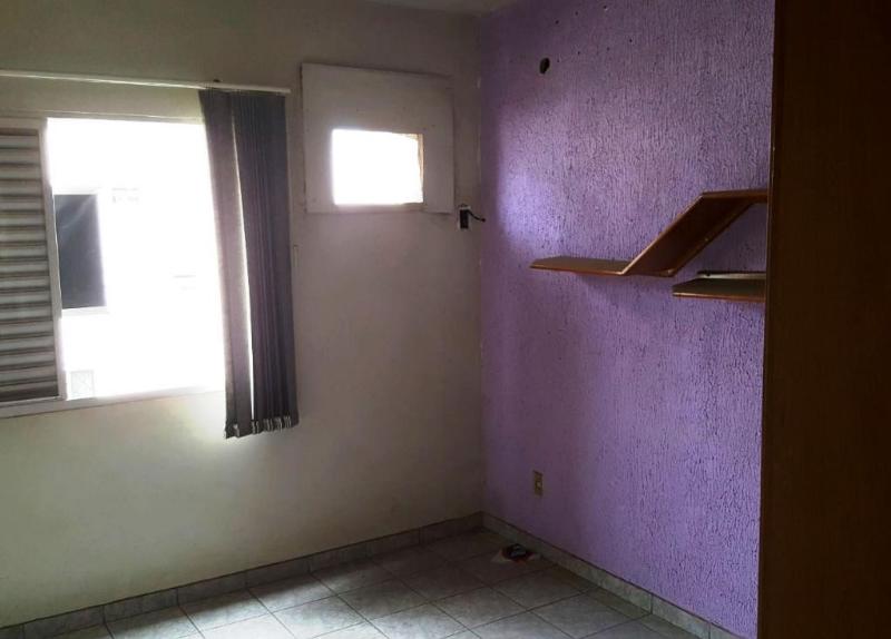 Apartamento à venda com 3 quartos, 80m² - Foto 1