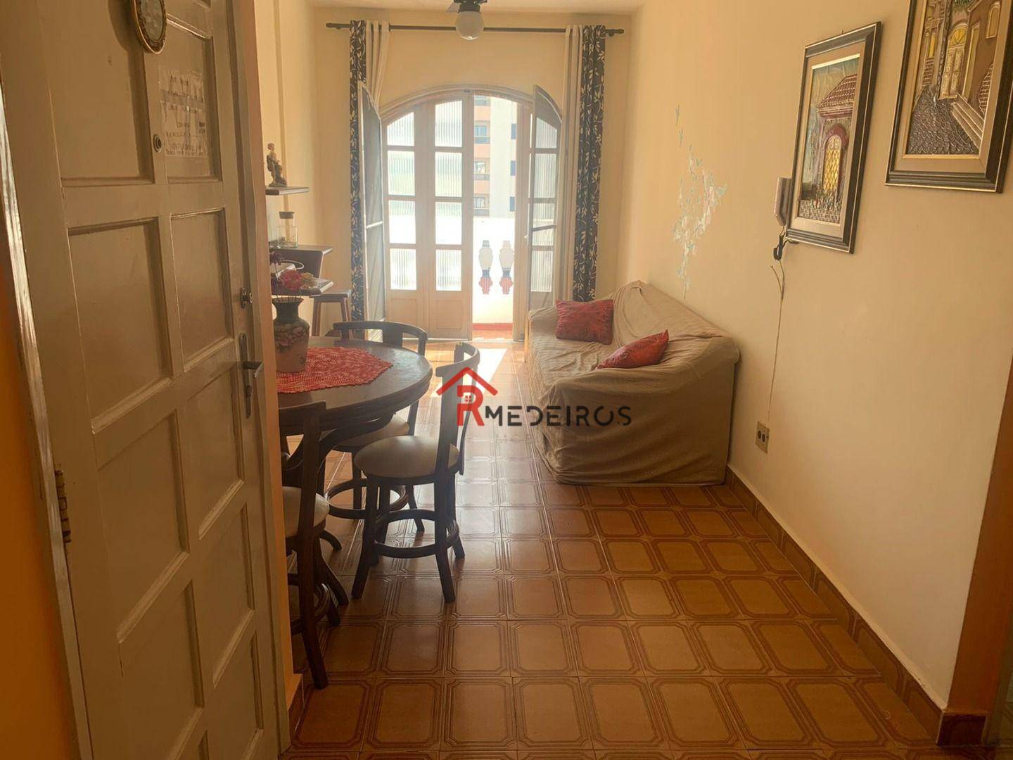 Apartamento à venda com 1 quarto, 45m² - Foto 3