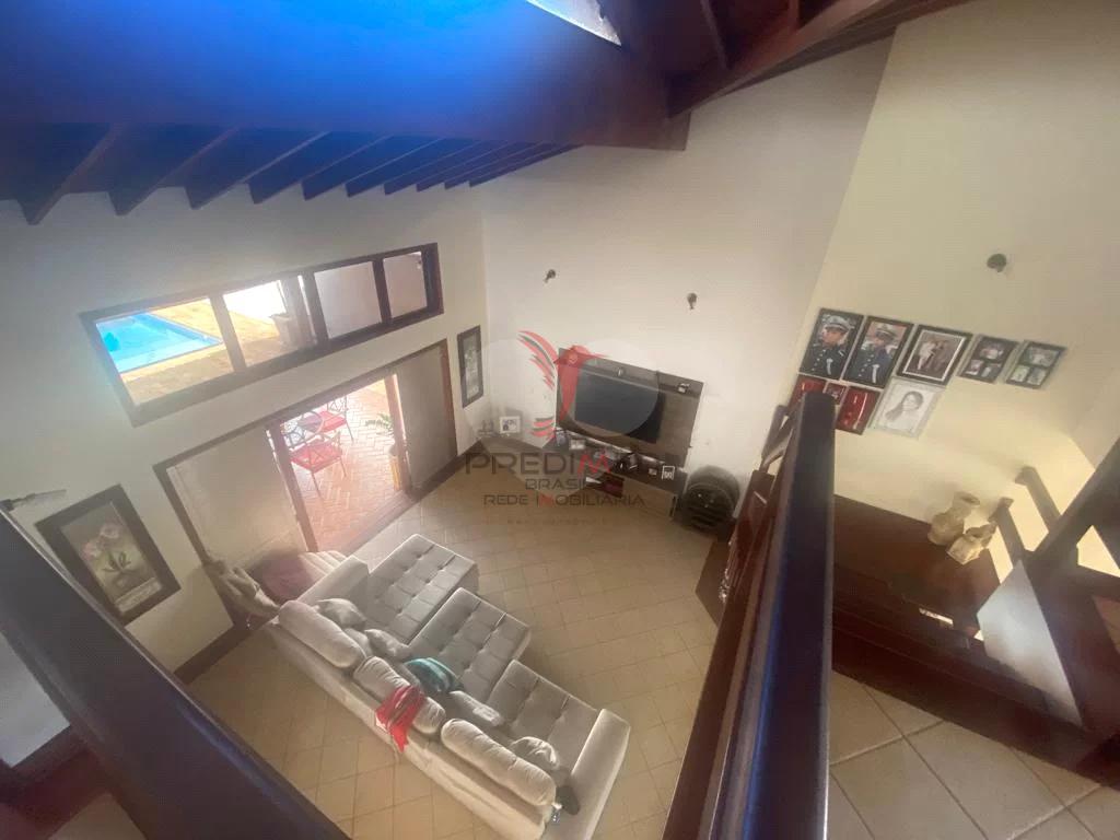 Casa à venda com 2 quartos, 329m² - Foto 8