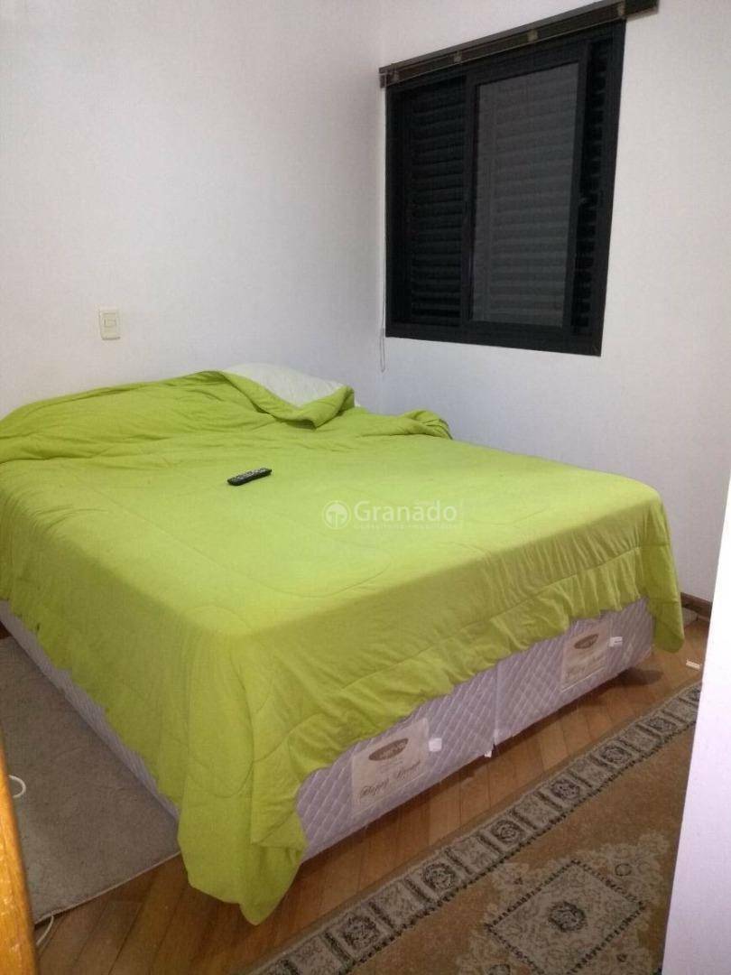 Apartamento à venda com 3 quartos, 75m² - Foto 18