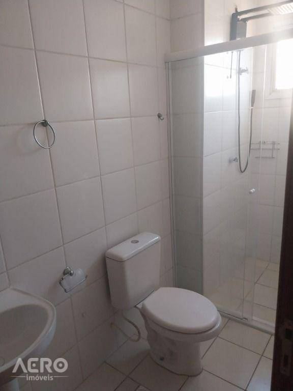 Apartamento à venda com 2 quartos, 65m² - Foto 15