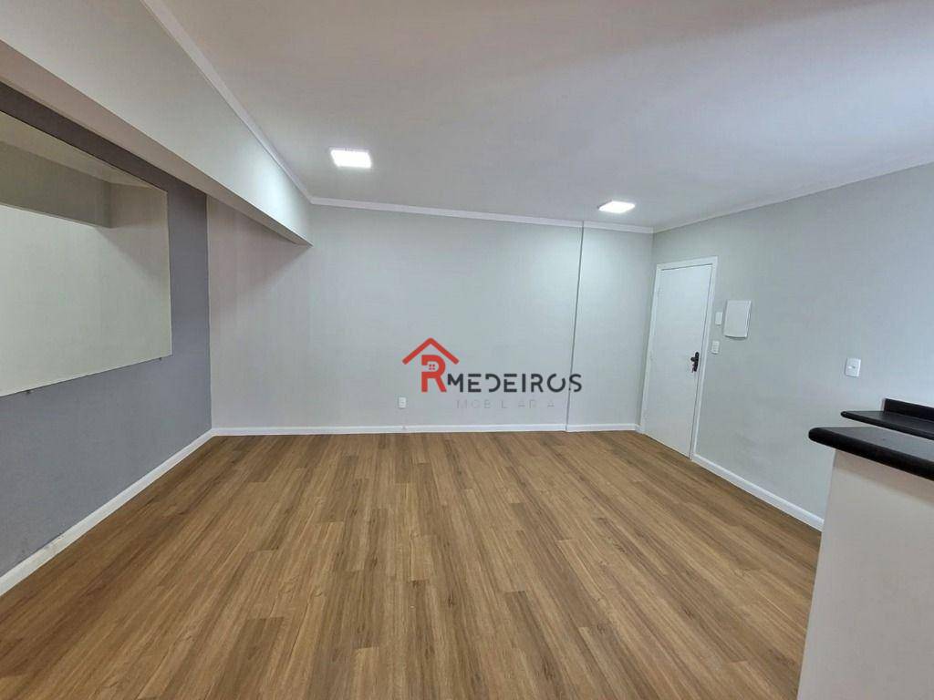 Apartamento à venda com 1 quarto, 62m² - Foto 3