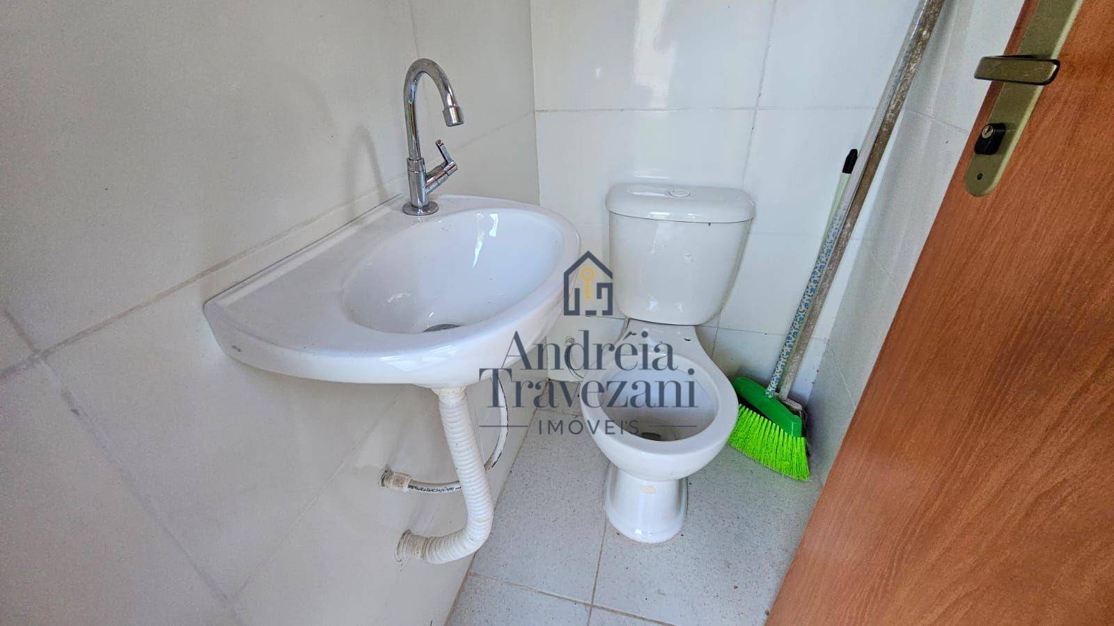 Casa à venda com 3 quartos, 100m² - Foto 30