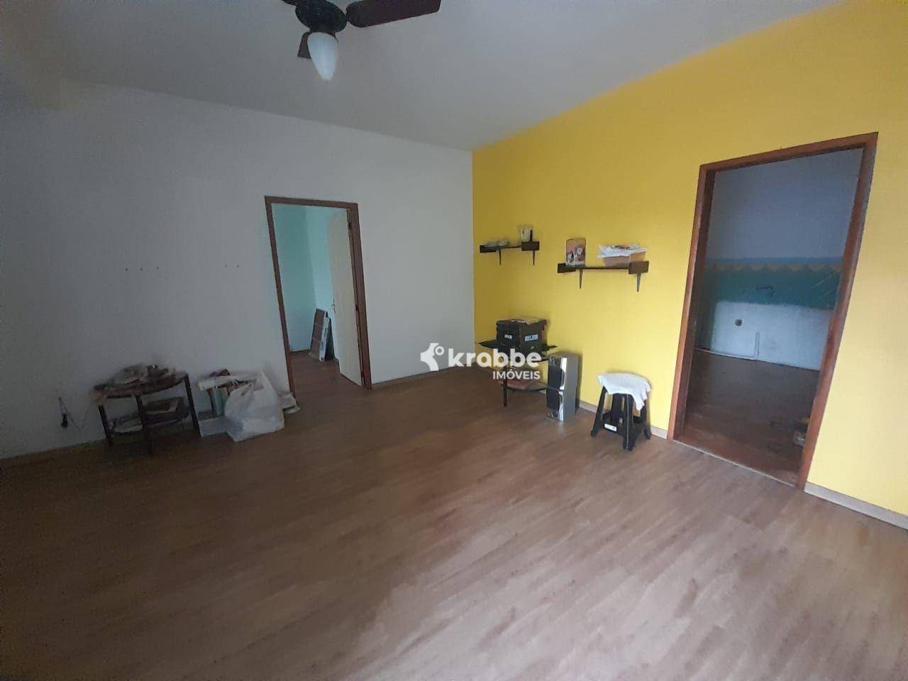 Casa para alugar com 3 quartos, 9515m² - Foto 4