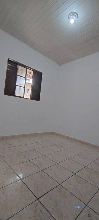 Casa à venda com 2 quartos, 80m² - Foto 17